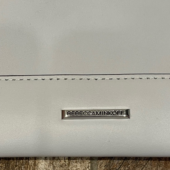 Rebecca Minkoff Star Perforated Leo Clutch - Picture 4 of 9